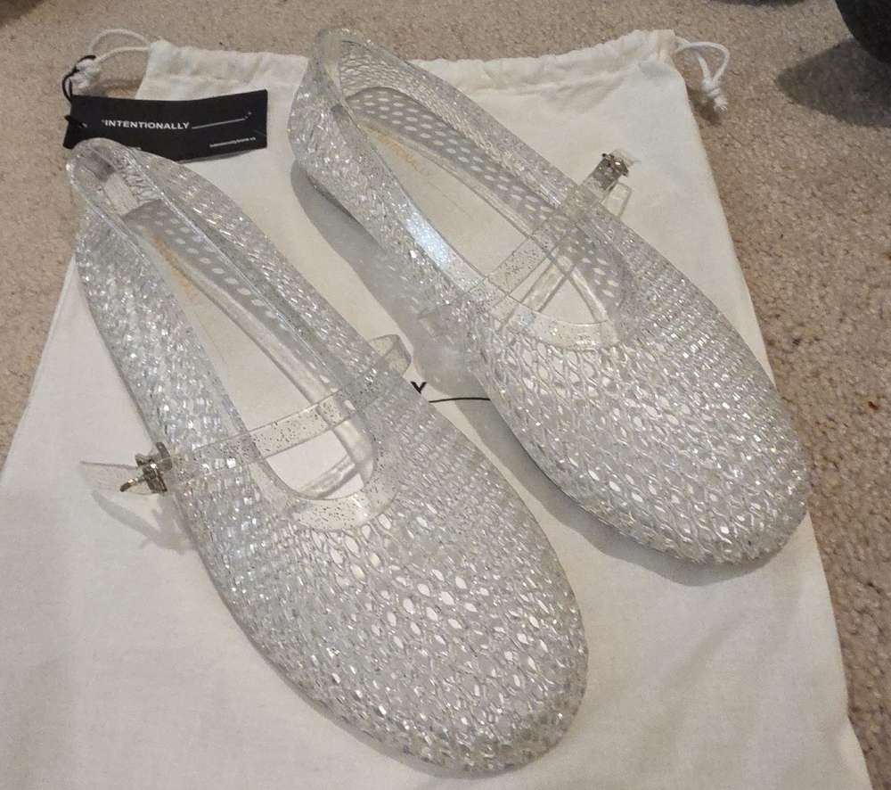 INTENTIONALLY BLANK Clear Glitter Jelly Mary Jane Flats